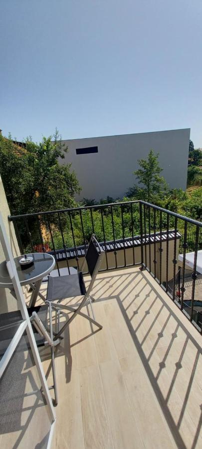 The House - Central Boutique Apartments Kyustendil Bagian luar foto