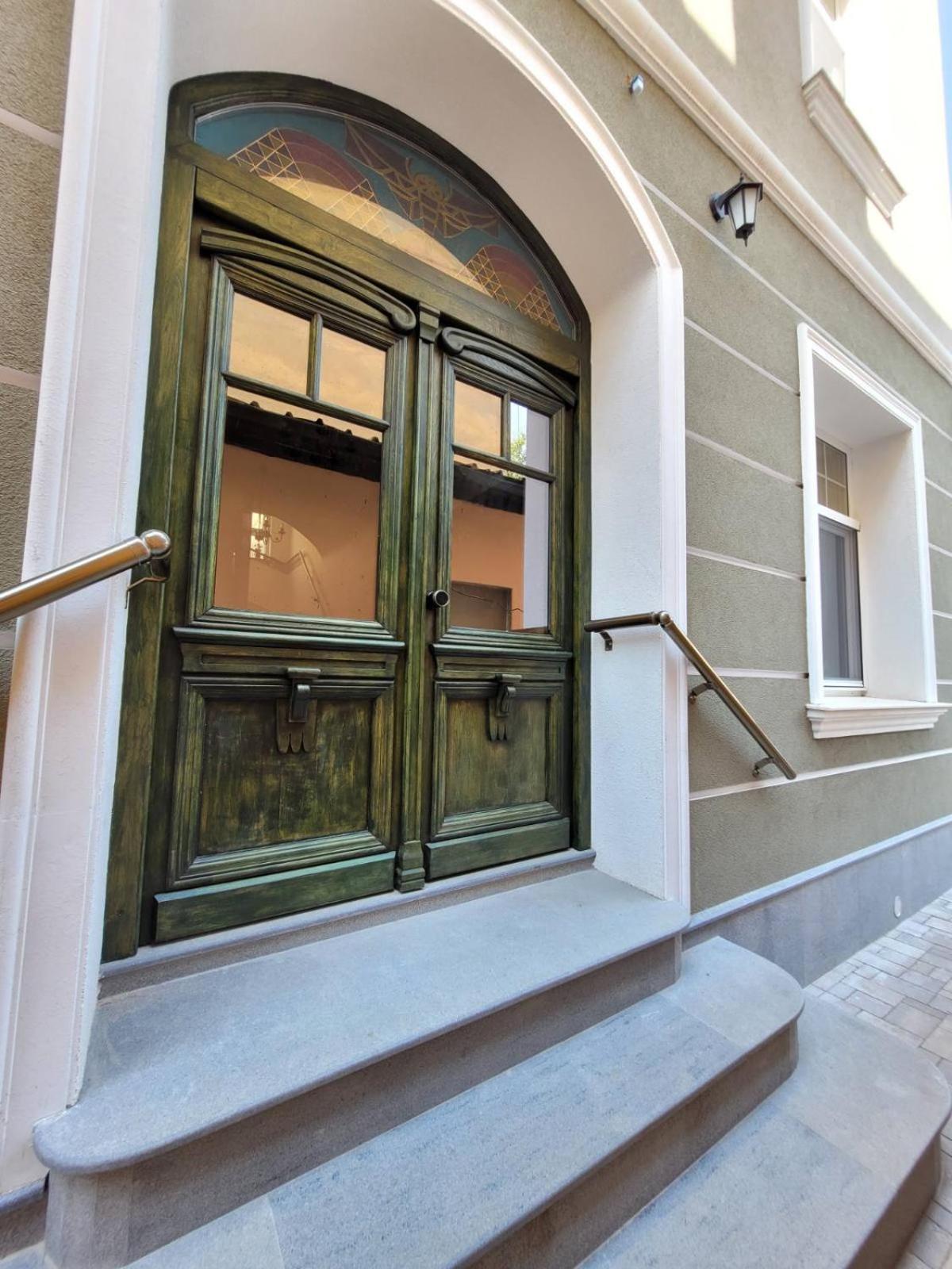 The House - Central Boutique Apartments Kyustendil Bagian luar foto
