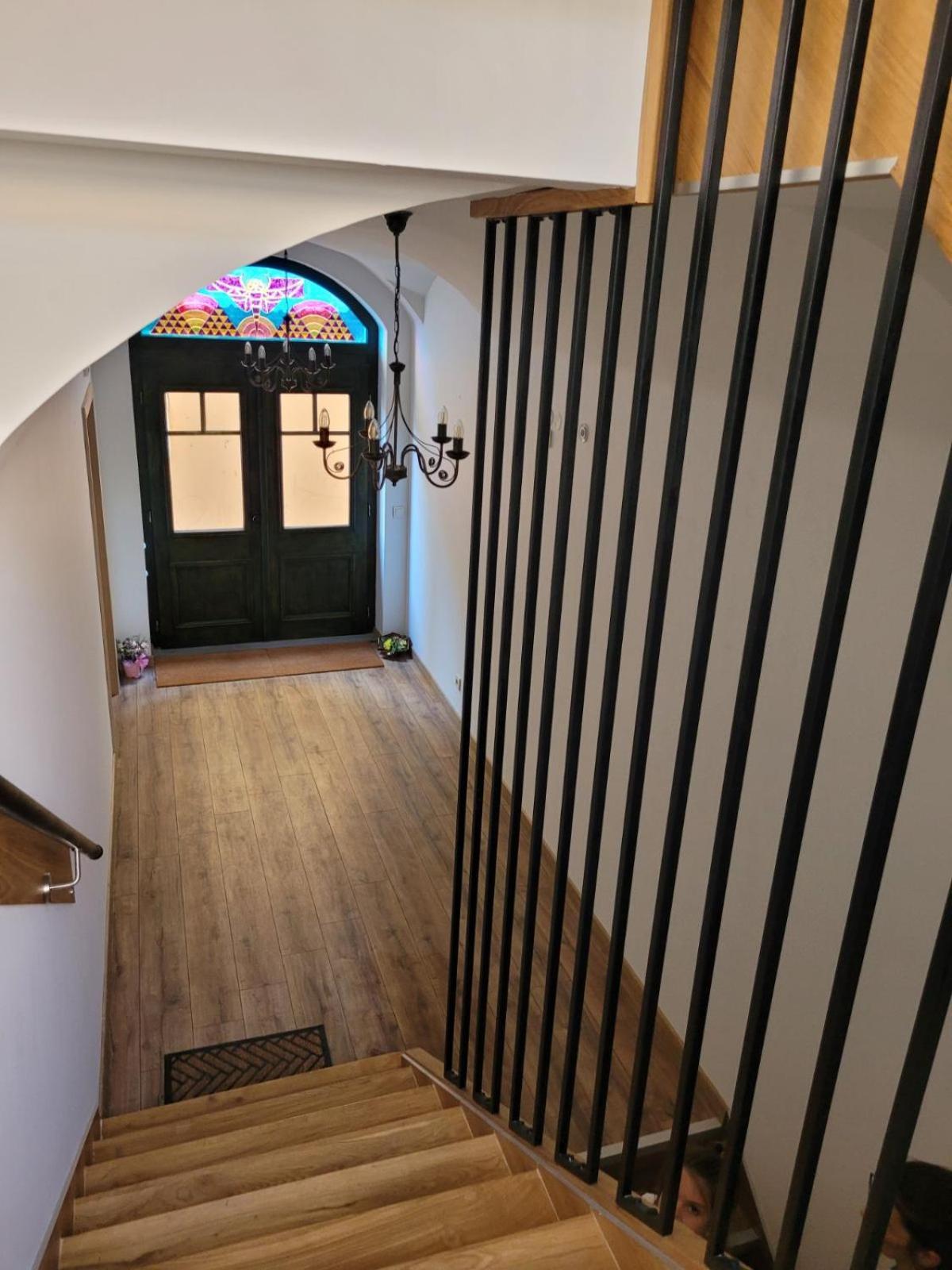 The House - Central Boutique Apartments Kyustendil Bagian luar foto